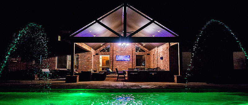 Luxury Pools by OAK Custom Homes